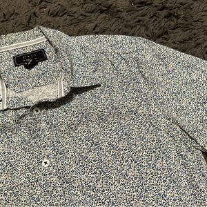 Forever 21 Blue and White Casual Button Down Shirt